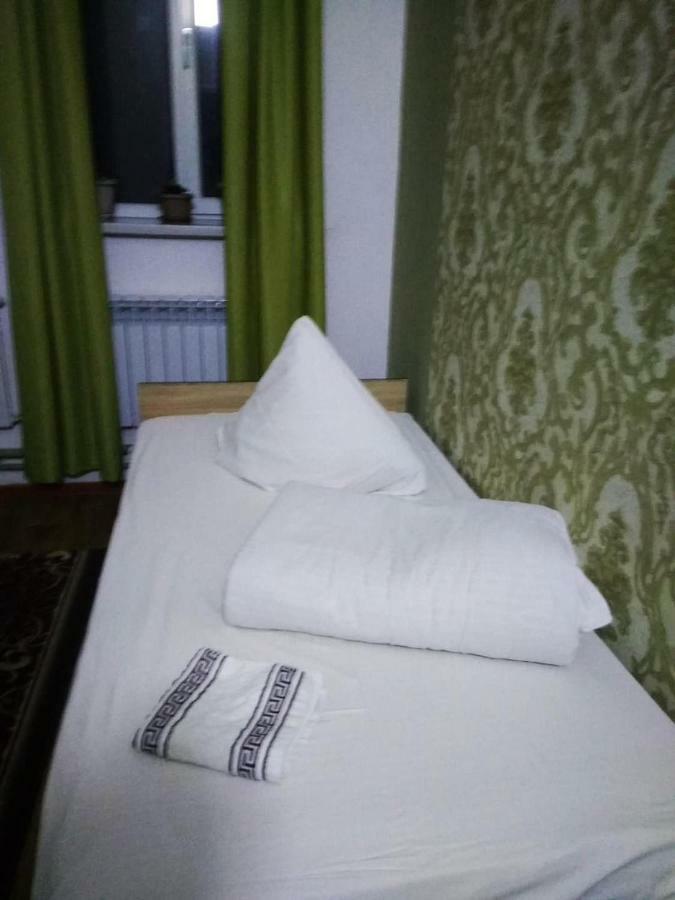 Saima Guest House أوش المظهر الخارجي الصورة