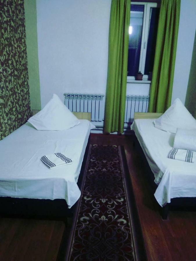 Saima Guest House أوش المظهر الخارجي الصورة